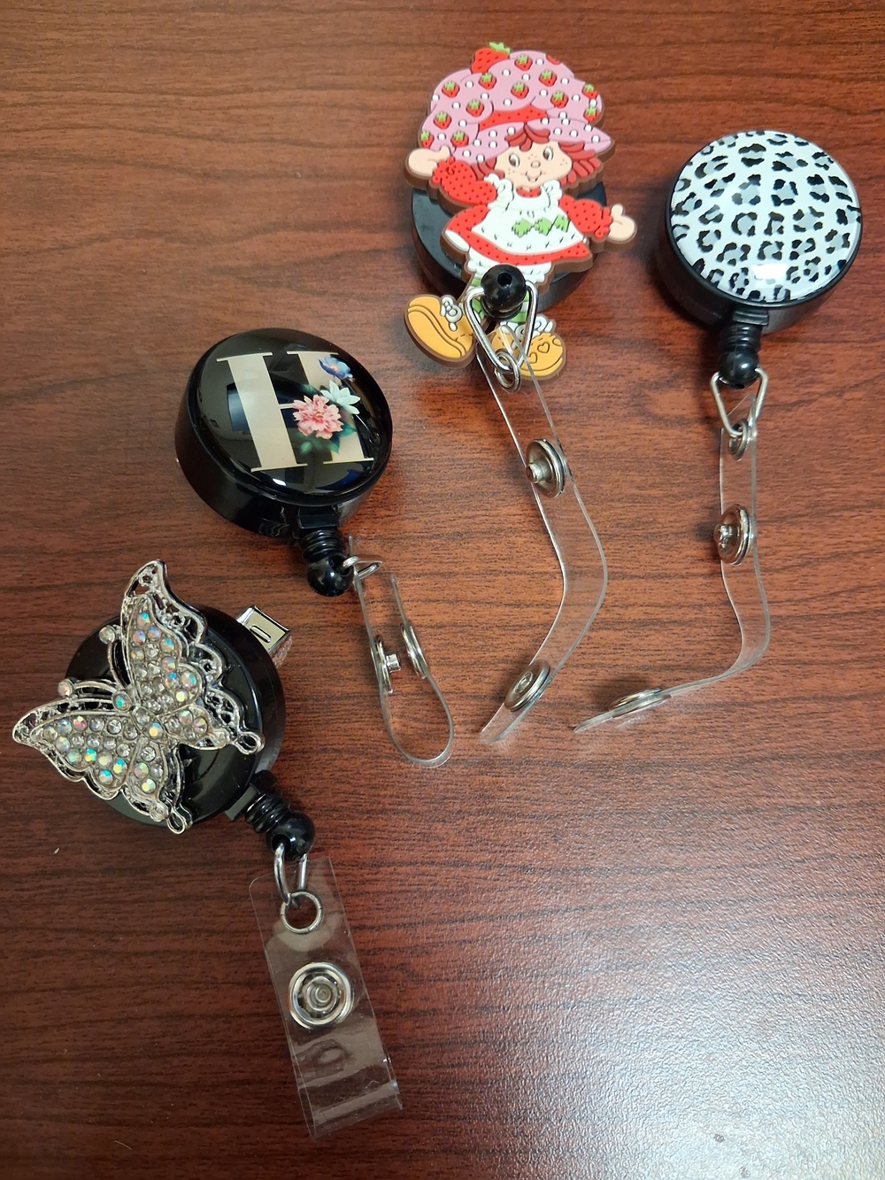 4 Badge Reels